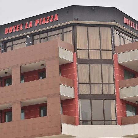 La Piazza Primorsko Rooms & Apartments Ngoại thất bức ảnh