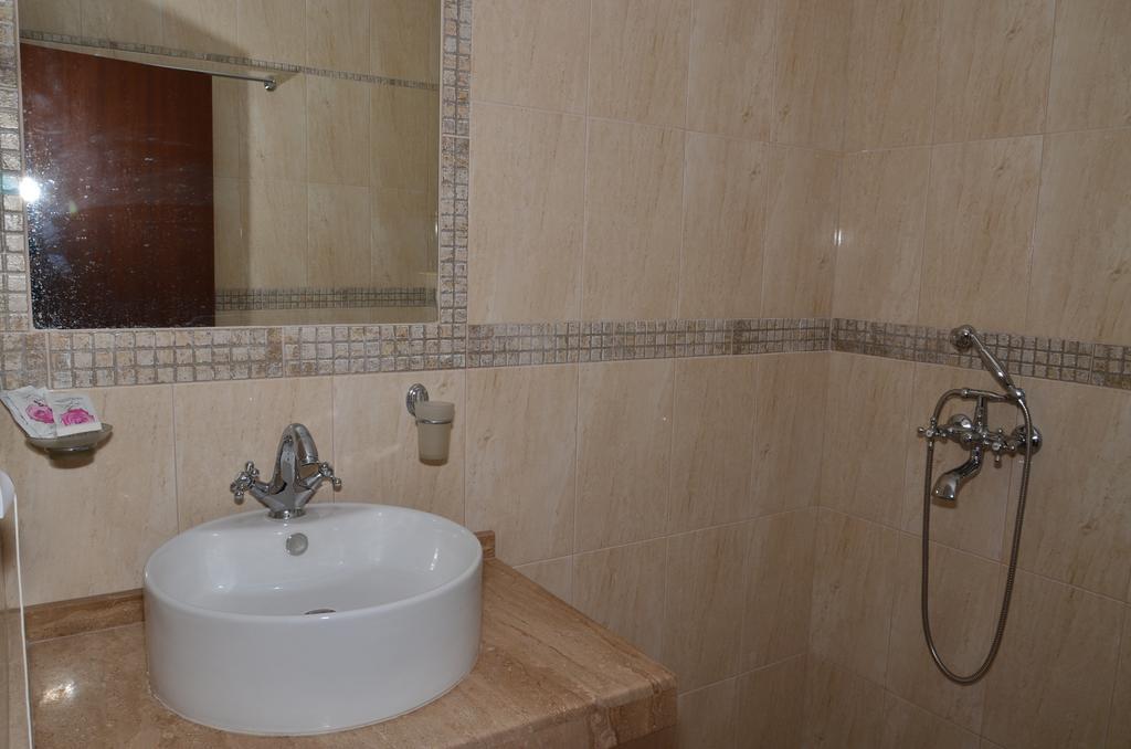 La Piazza Primorsko Rooms & Apartments Ngoại thất bức ảnh