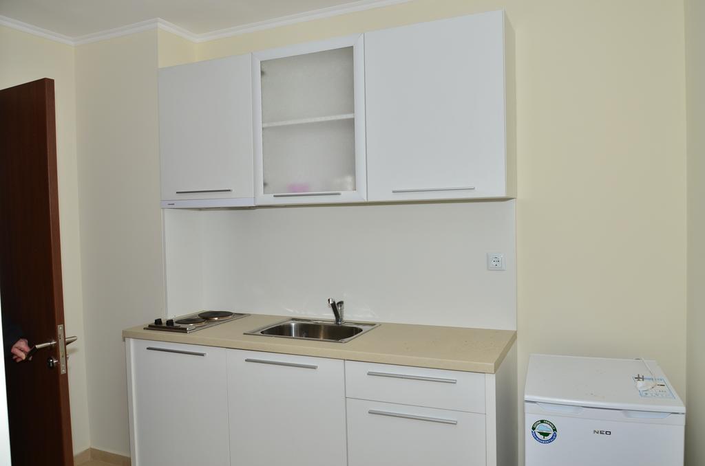 La Piazza Primorsko Rooms & Apartments Phòng bức ảnh